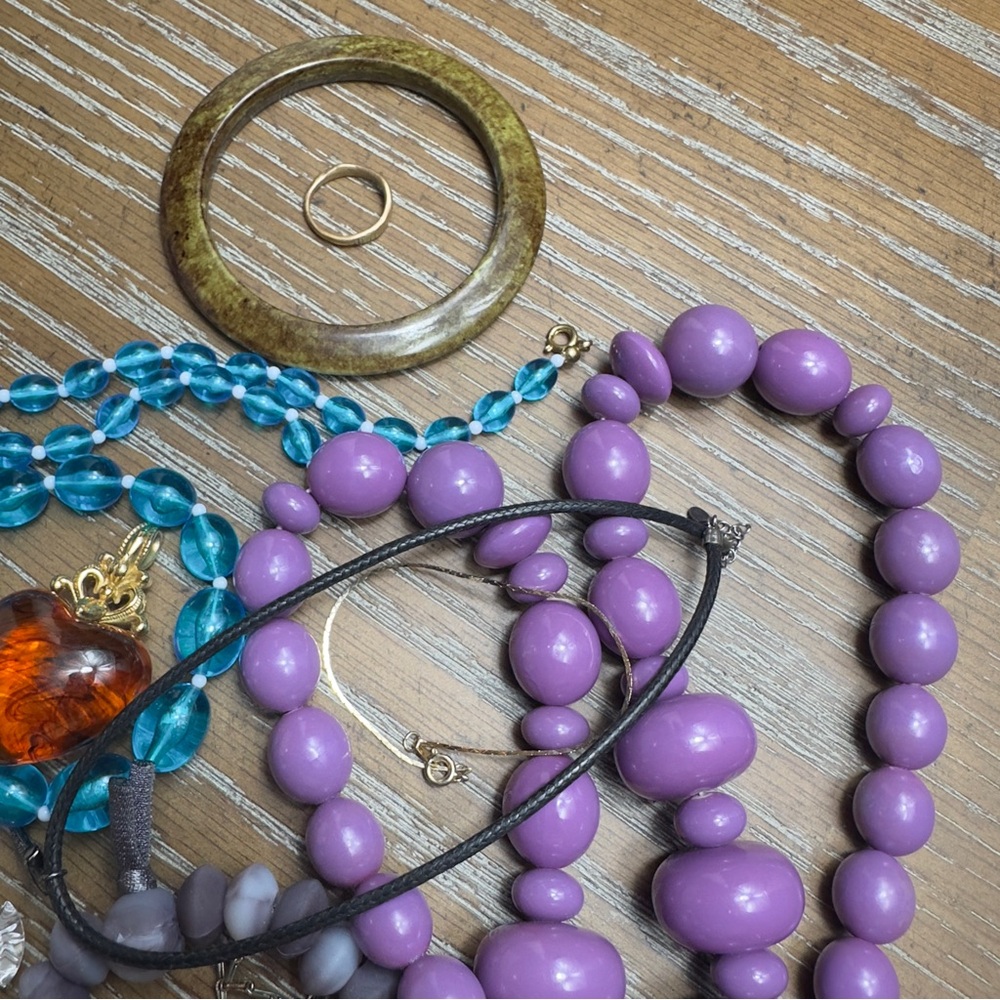 Jewelry Lot - Picture 7 of 16